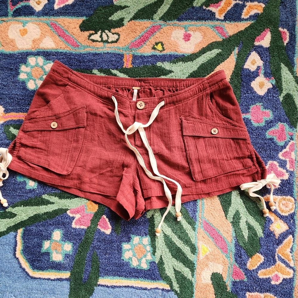 Free People Cargo Shorts - M *NWOT* - Picture 7 of 7